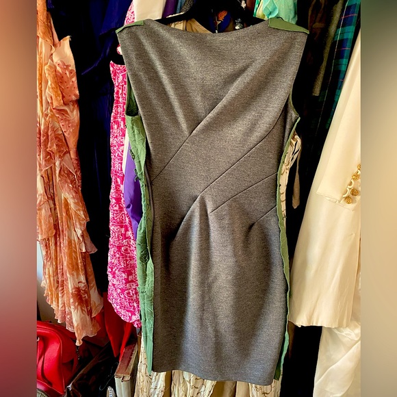 Michaa Korean XS Forest Green Textured Flower Front Grey Solid Back Metal Zip - Picture 3 of 10